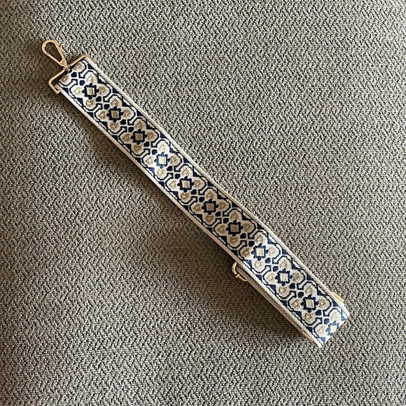 NWOT Adjustable Bag Strap - Picture 1 of 3